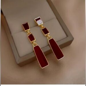 Geometric Shape Red Dangle Earrings